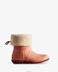 botas con aislamiento y parte superior enrollable de piel de oveja vegana T424T278 mujer rosa áspero/baya apagada Hunter